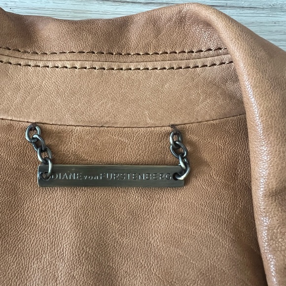 Diane von Furstenberg women vintage leather jacket size 4 - Picture 8 of 10